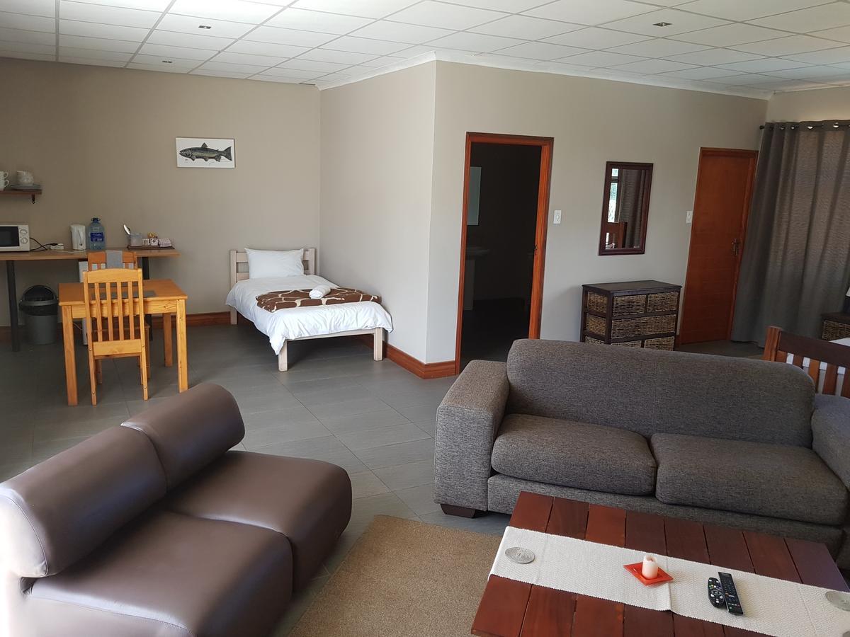 Stay@67 Apartments - Dullstroom Exteriér fotografie